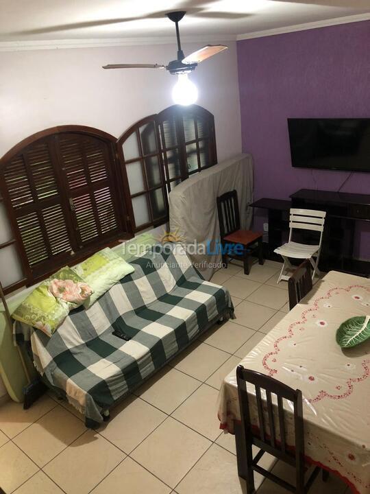 Casa para aluguel de temporada em Cabo Frio (Praia do Forte)