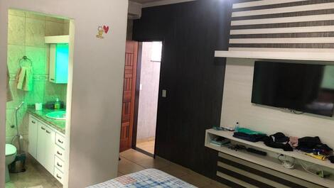 CASA CON ATICO A 3 CUADRAS DE PRAIA DO FORTE EXCELENTE UBICACION