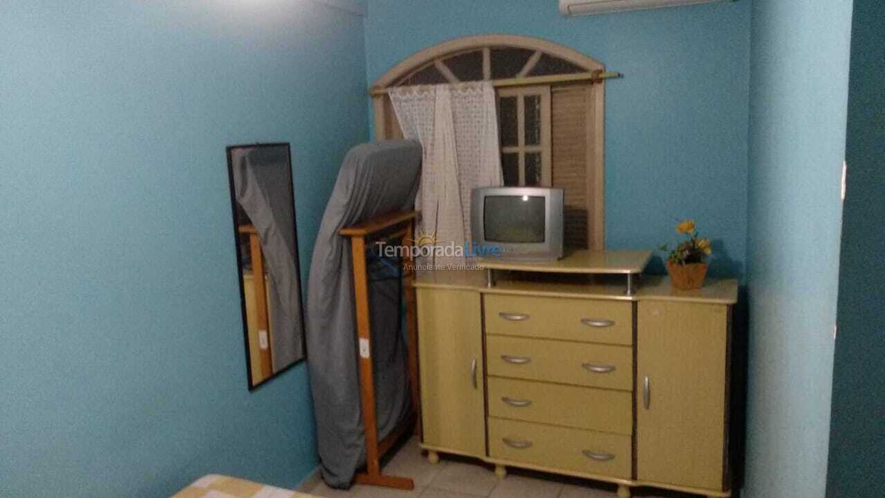 Casa para aluguel de temporada em Cabo Frio (Praia do Forte)
