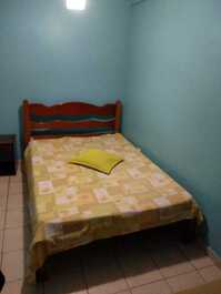 EXCELENTE KITINET 3 QUADRAS DA PRAIA DO FORTE EXCELENTE LOCALIZAÇÃO.