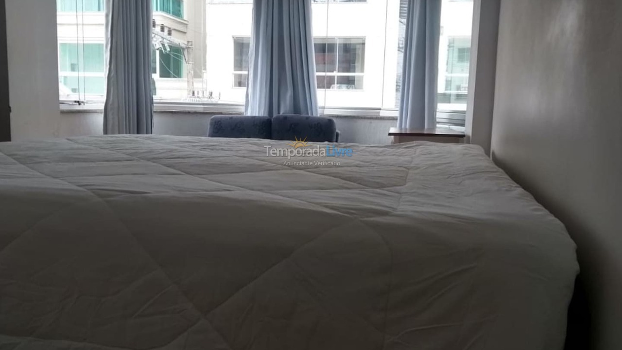 Apartamento para aluguel de temporada em Itapema (Andorinha)