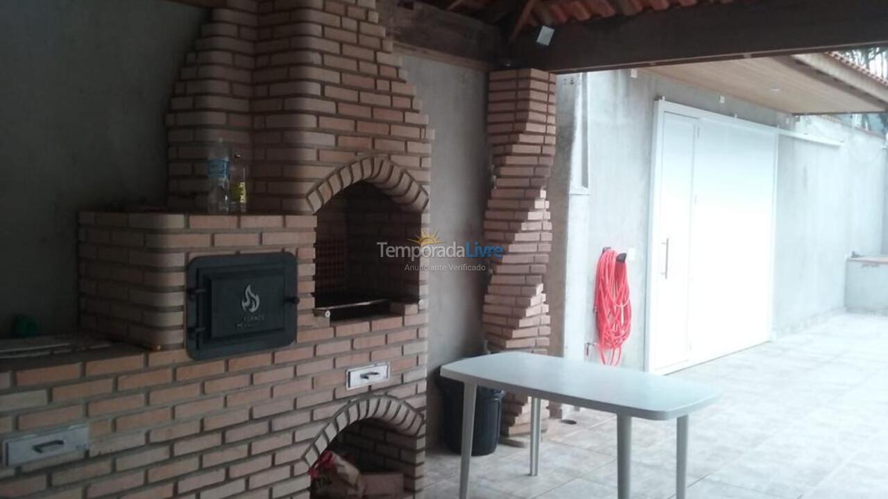 Casa para aluguel de temporada em Guarujá (Praia do Pernambuco)