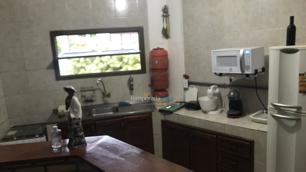 Casa para aluguel de temporada em Camaçari (Barra do Jacuípe)