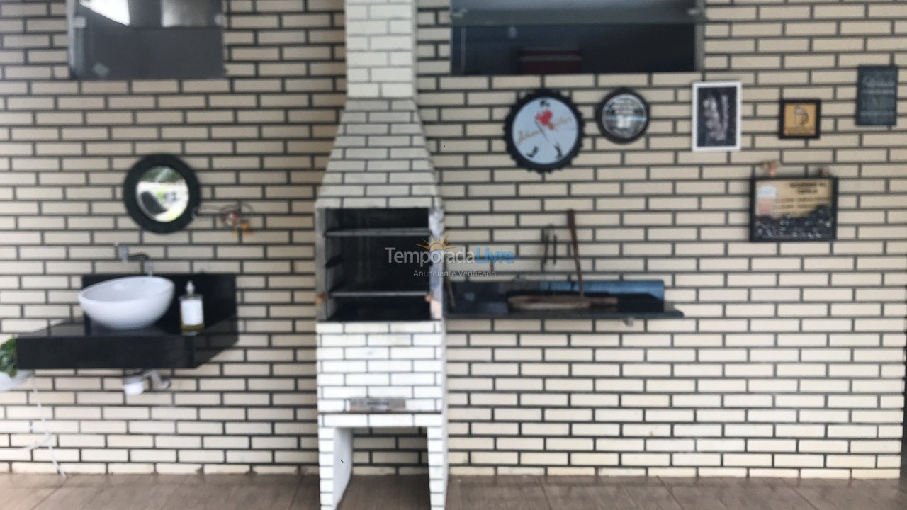 Casa para aluguel de temporada em Camaçari (Barra do Jacuípe)