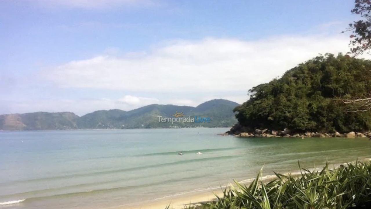 Casa para aluguel de temporada em Ubatuba (Praia do Lázaro)
