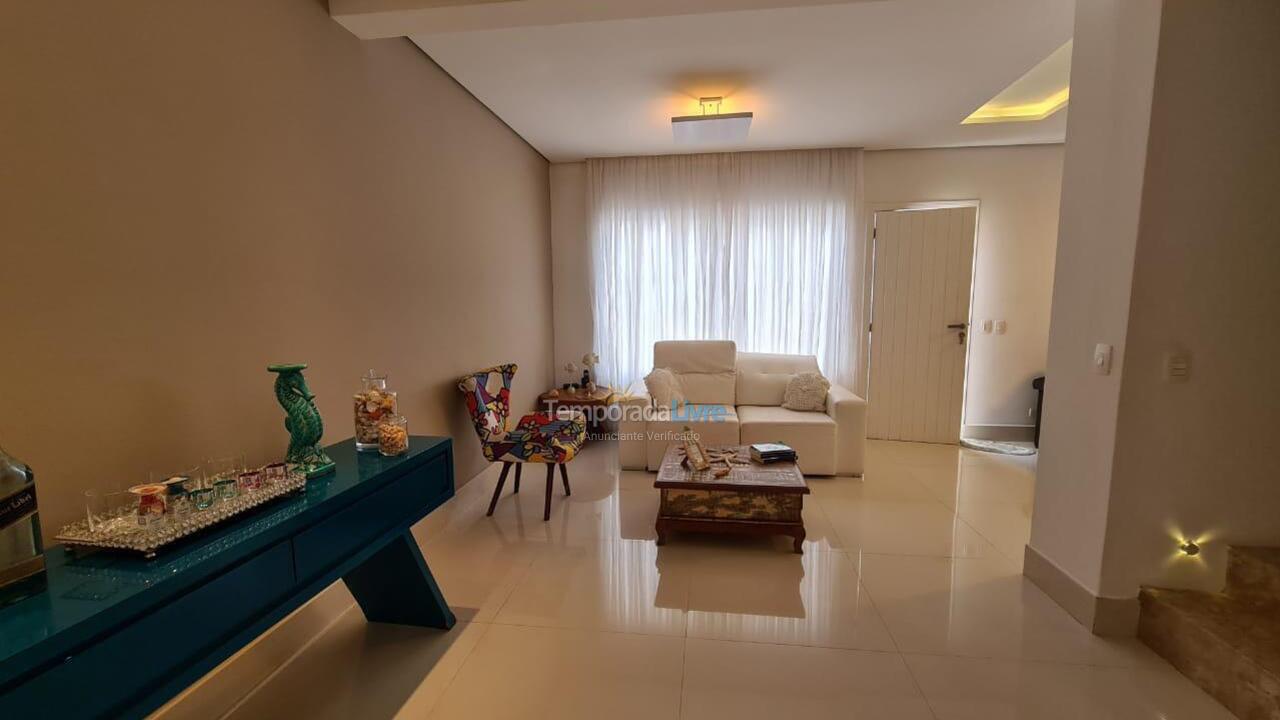 Casa para aluguel de temporada em São Sebastião (Juquehy)