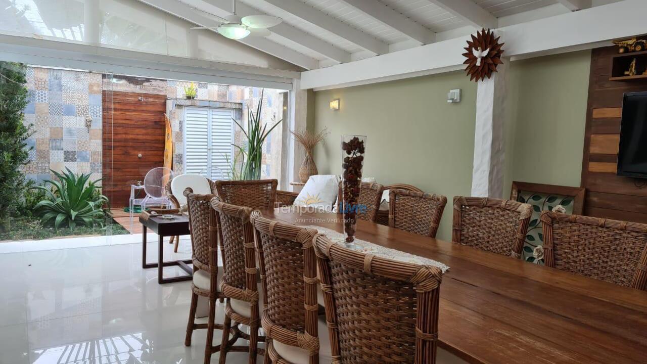 Casa para aluguel de temporada em São Sebastião (Juquehy)