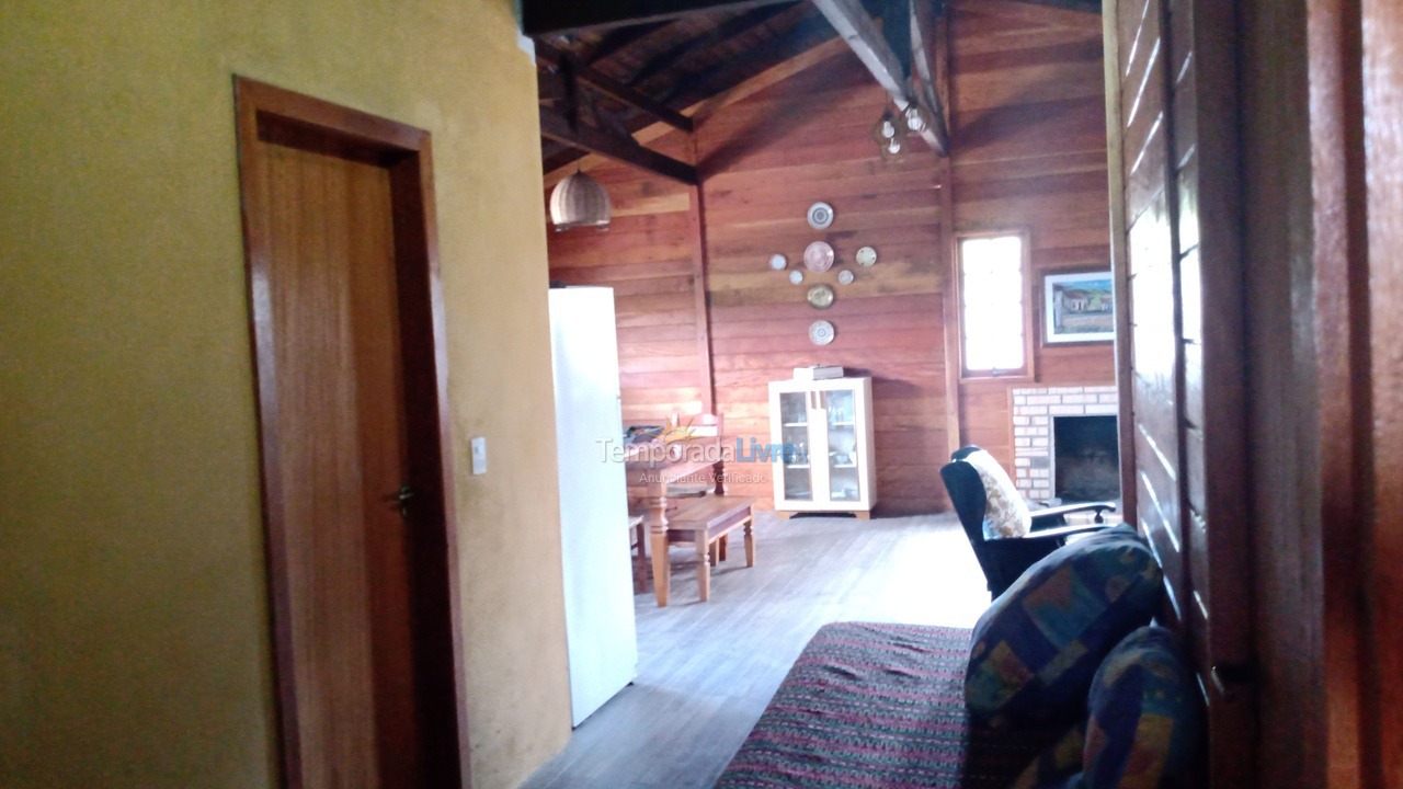 Casa para aluguel de temporada em Imbituba (Araçatuba)