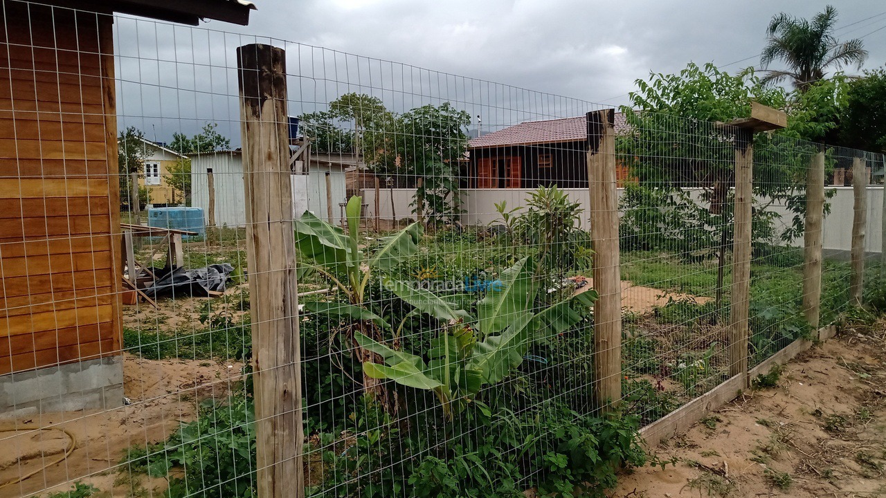 Casa para aluguel de temporada em Imbituba (Araçatuba)