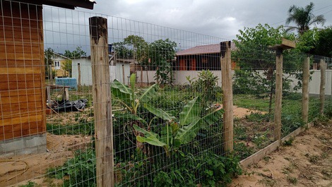  lateral cercado com tela 2 metros de altura