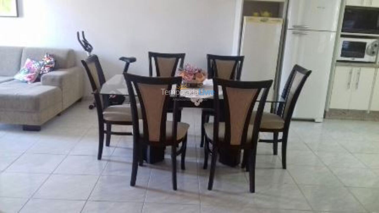 Apartamento para aluguel de temporada em Bombinhas (Canto Grande)