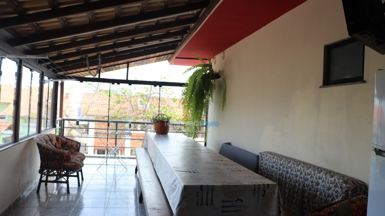 Apartamento para aluguel de temporada em Bombinhas (Canto Grande)