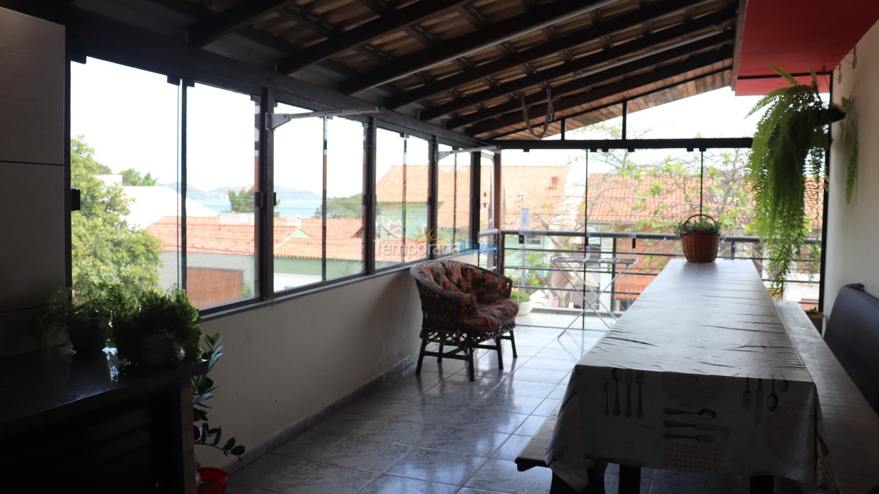 Apartamento para aluguel de temporada em Bombinhas (Canto Grande)