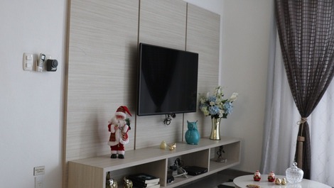 APARTAMENTO FRENTE PARA O MAR COM AREA DE FESTAS