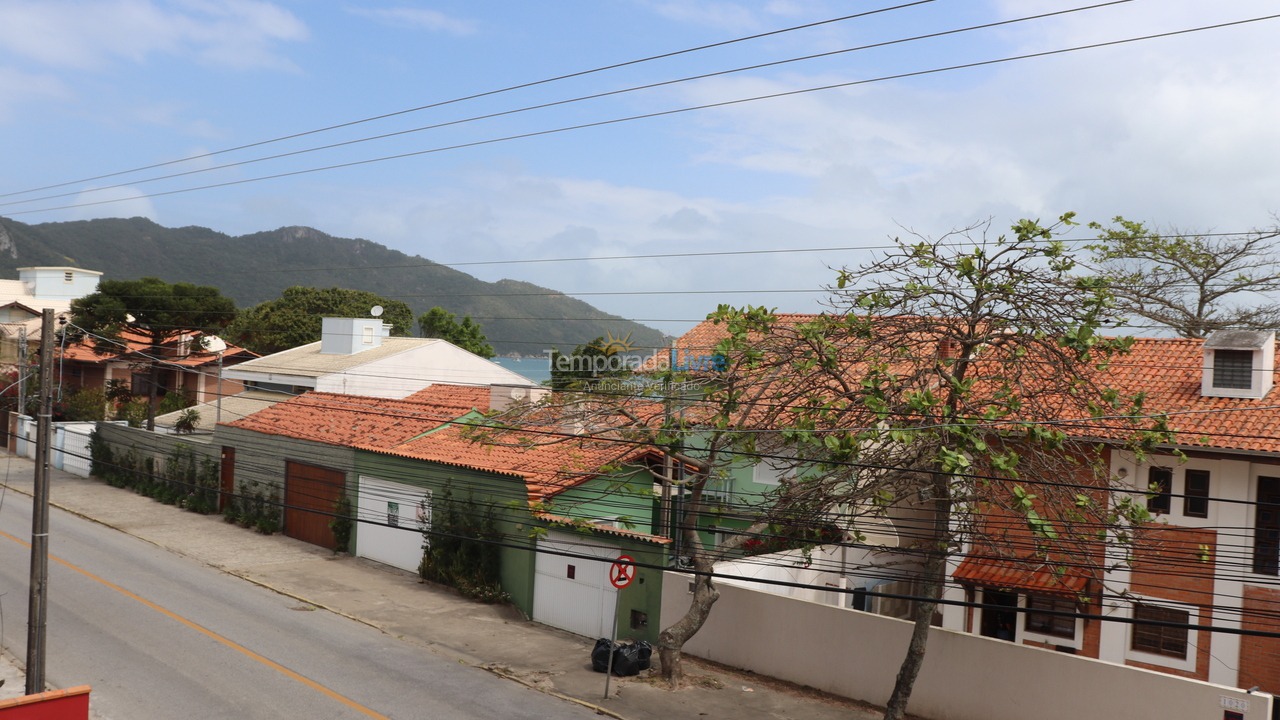 Apartamento para aluguel de temporada em Bombinhas (Canto Grande)