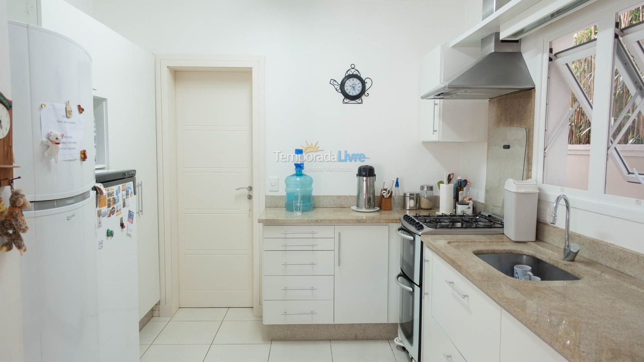 Casa para aluguel de temporada em Florianopolis (Jurerê Internacional)