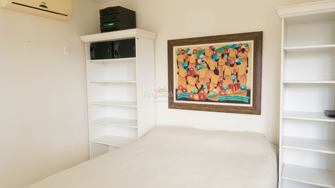Casa para aluguel de temporada em Florianopolis (Jurerê Internacional)