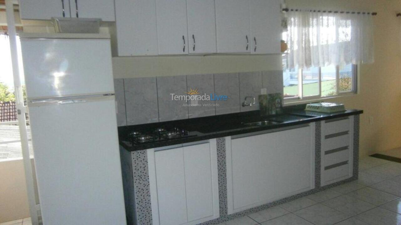 Apartment for vacation rental in Bombinhas (Praia de Zimbros)