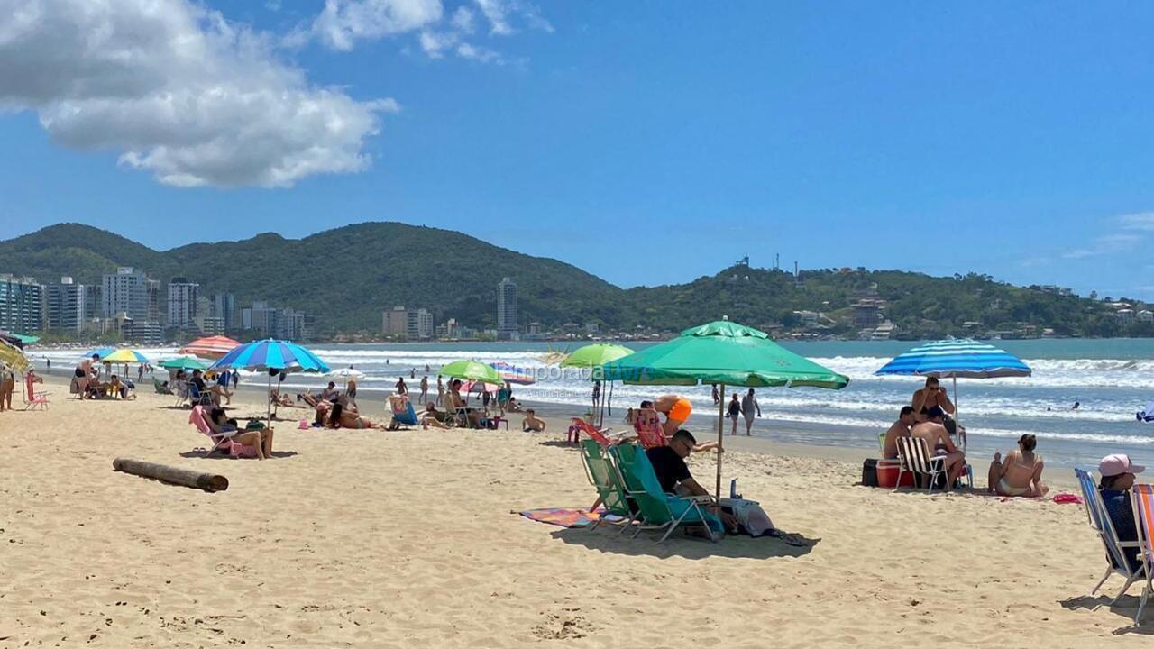 Apartamento para aluguel de temporada em Itapema (Centro)