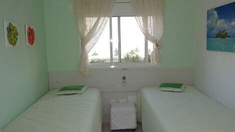 Suíte verde com 2 bicamas (3 pessoas)