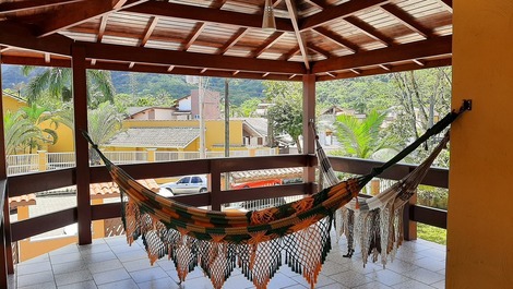 Linda casa de praia com Piscina em Caraguatatuba