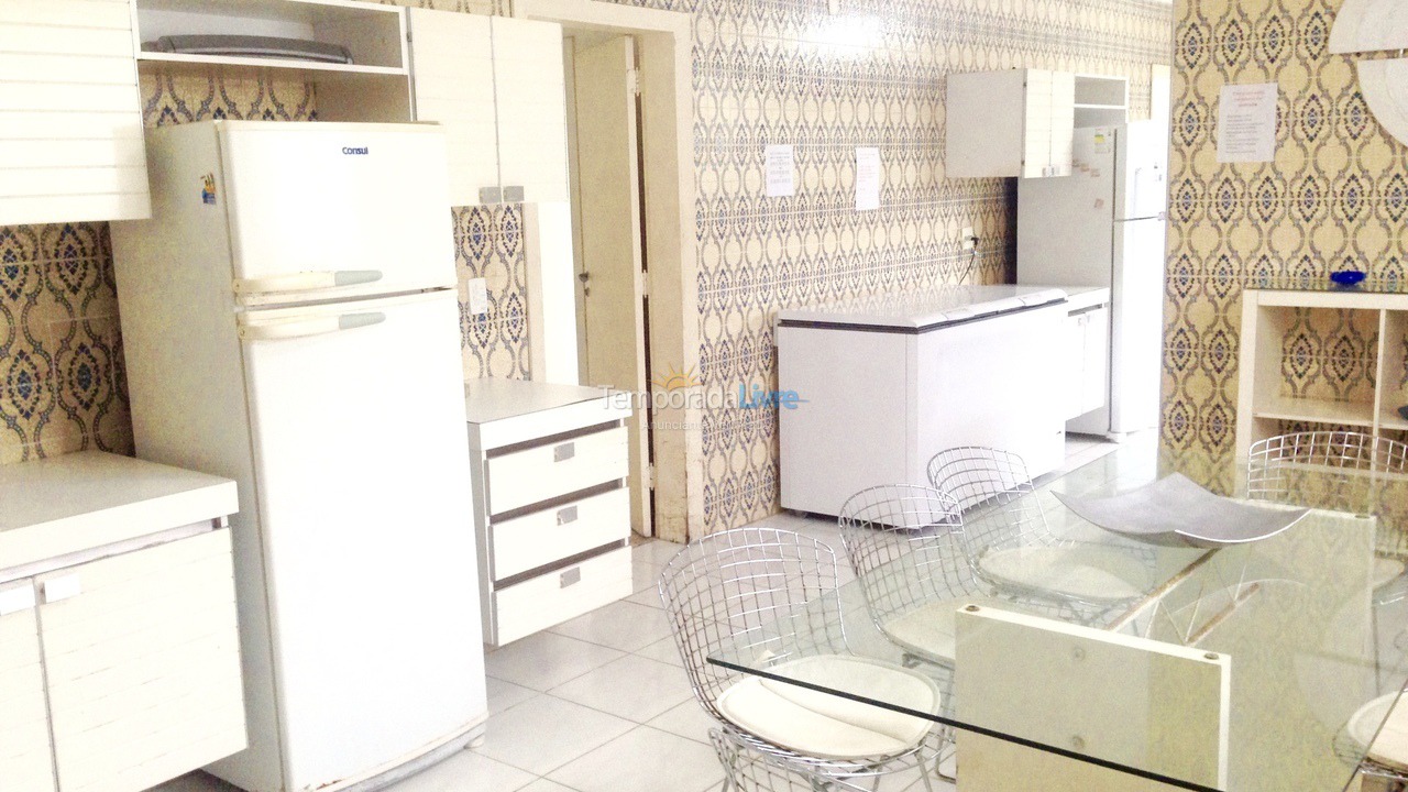 Casa para aluguel de temporada em Guarujá (Enseada)