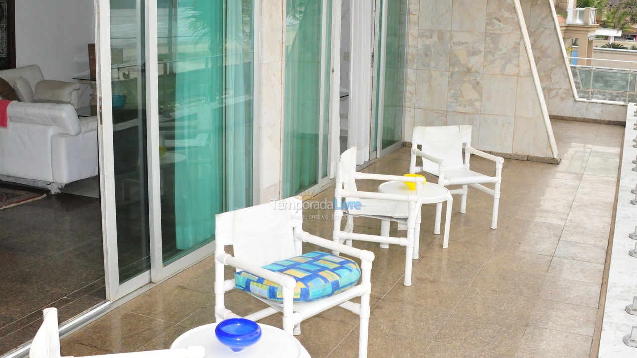 Casa para aluguel de temporada em Guarujá (Enseada)