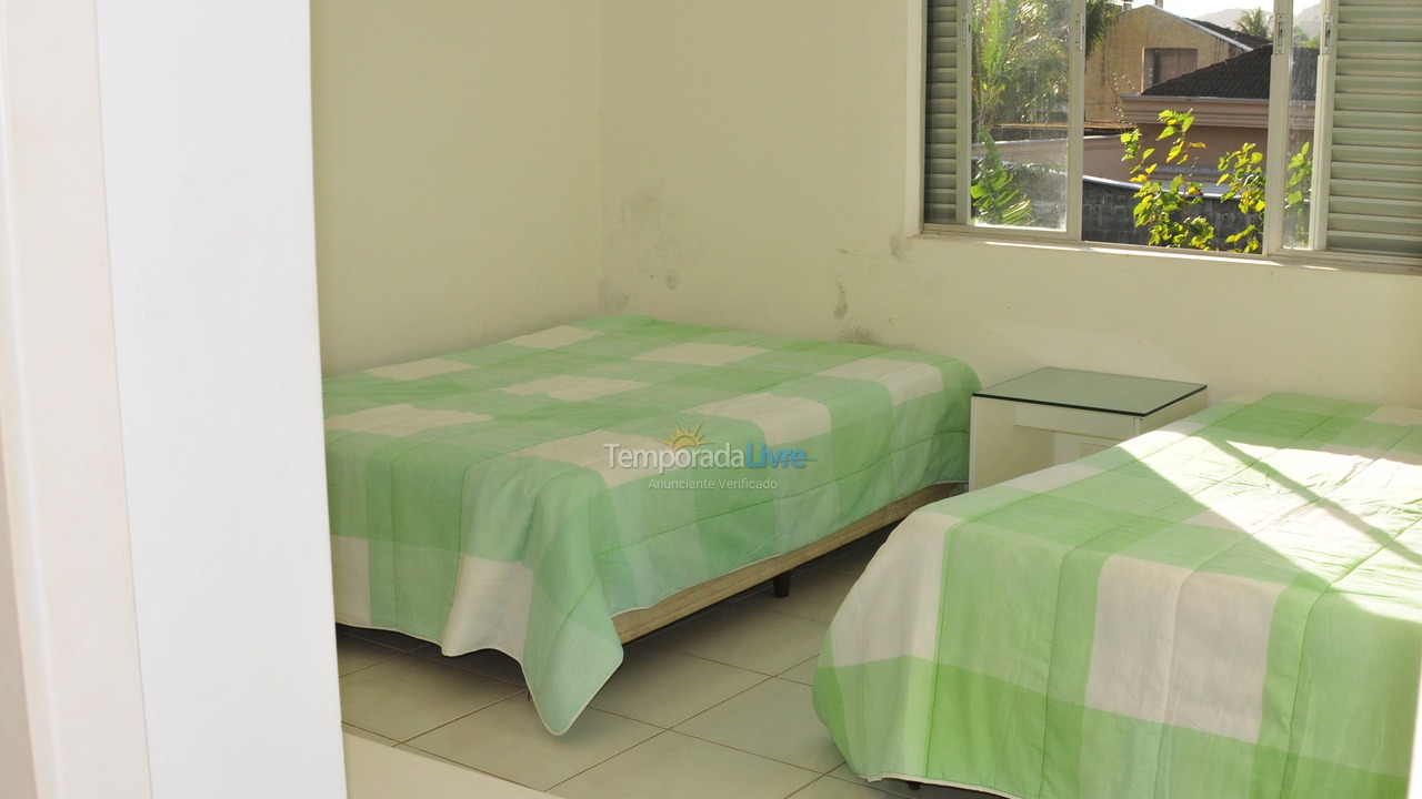 Casa para aluguel de temporada em Guarujá (Enseada)