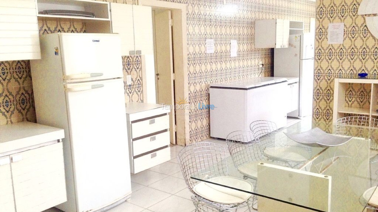 Casa para aluguel de temporada em Guarujá (Enseada)