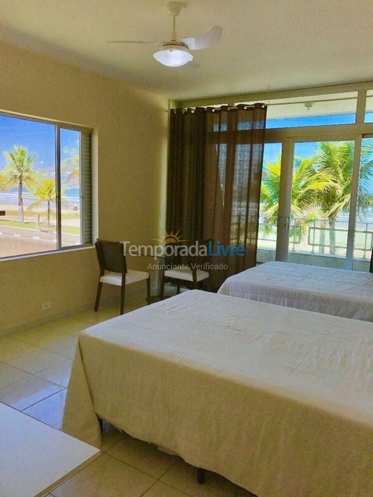 Casa para aluguel de temporada em Guarujá (Enseada)