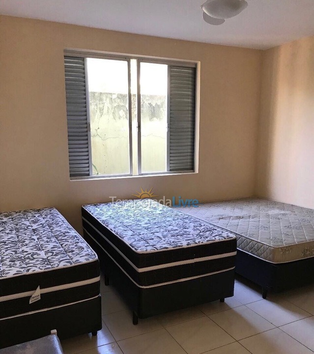 Casa para aluguel de temporada em Guarujá (Enseada)