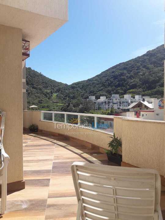 Apartment for vacation rental in Bombinhas (Praia de Bombas)