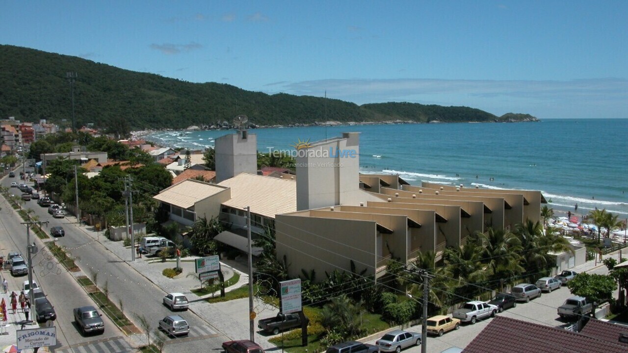 Apartamento para aluguel de temporada em Bombinhas (Praia de Bombas)