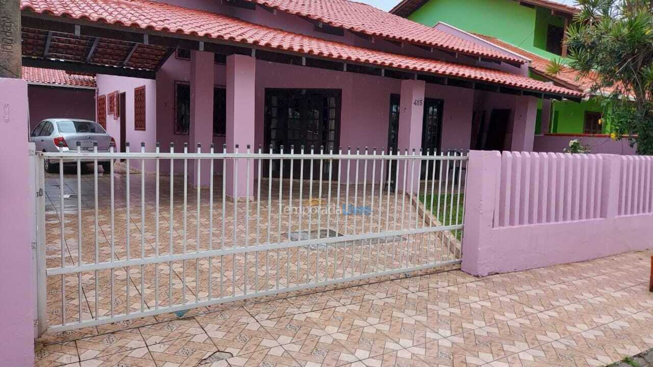 Casa para aluguel de temporada em São Francisco do Sul (Enseada)