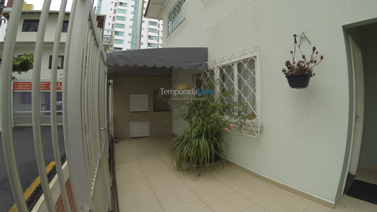 Casa para alquiler de vacaciones em Balneário Camboriú (Praia Central)