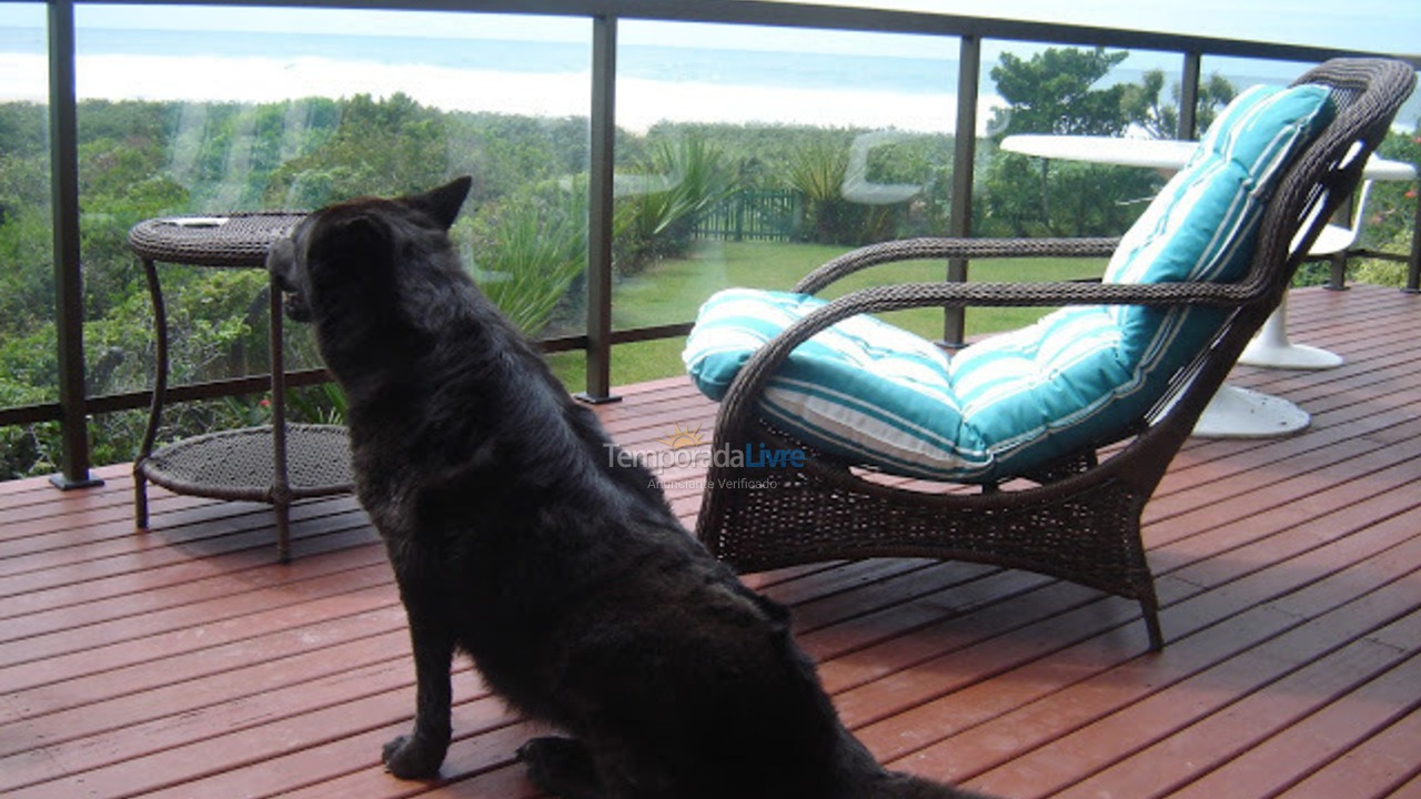 House for vacation rental in Florianópolis (Praia do Santinho)