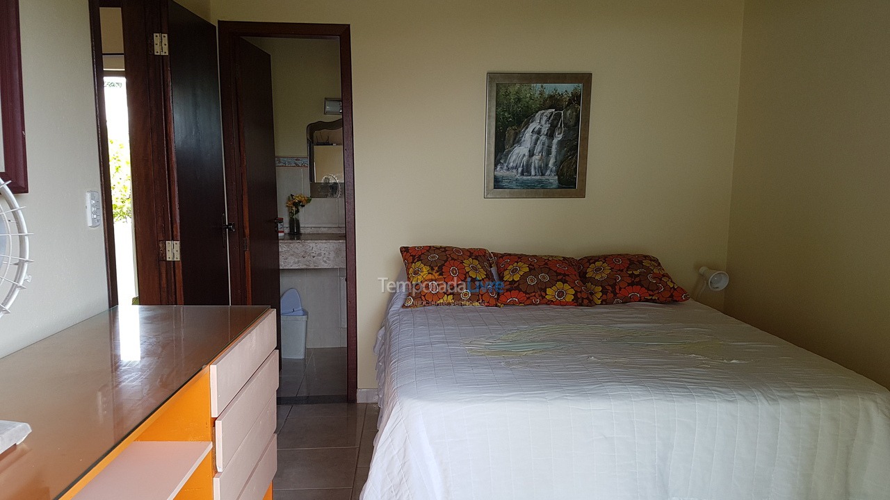 House for vacation rental in Florianópolis (Praia do Santinho)