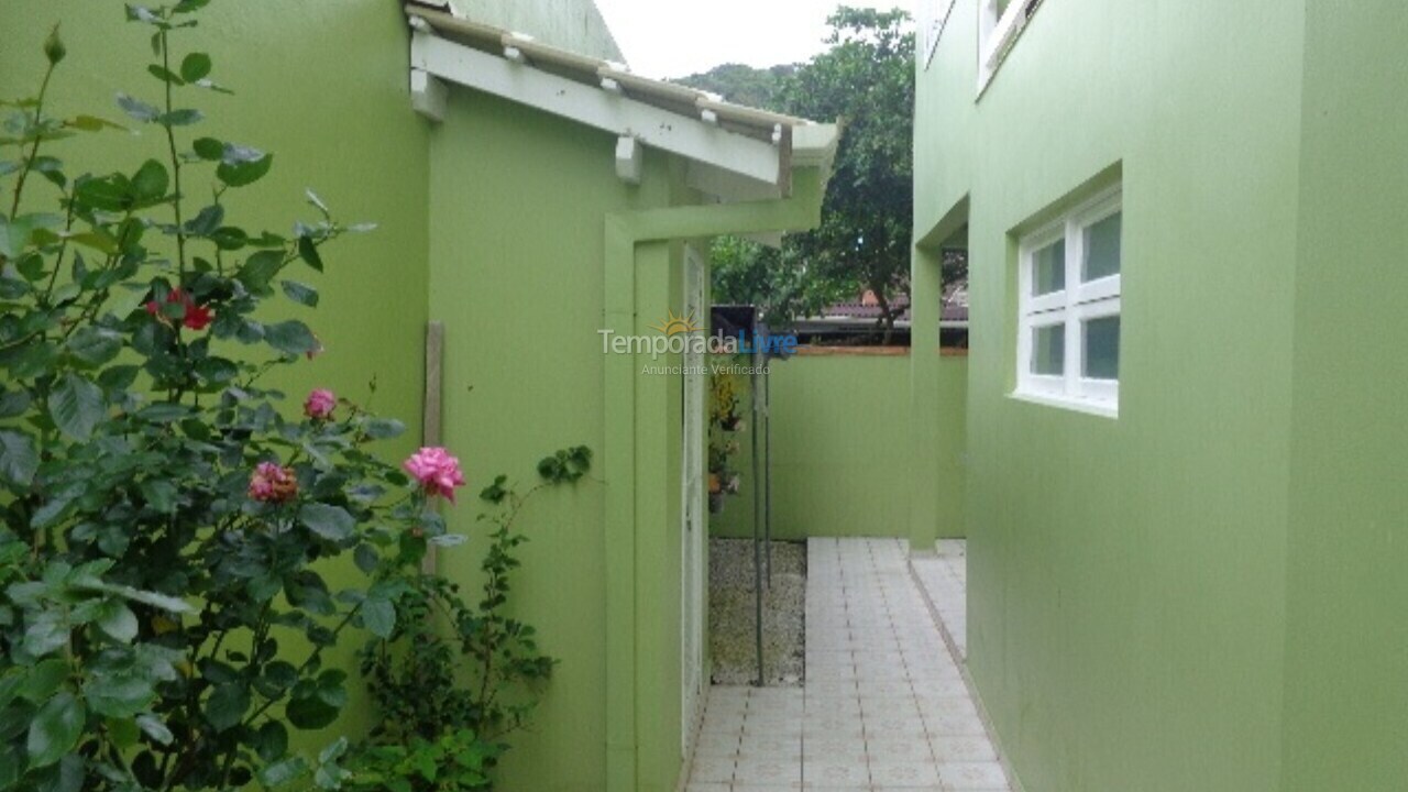 Casa para alquiler de vacaciones em São Francisco do Sul (Enseada)