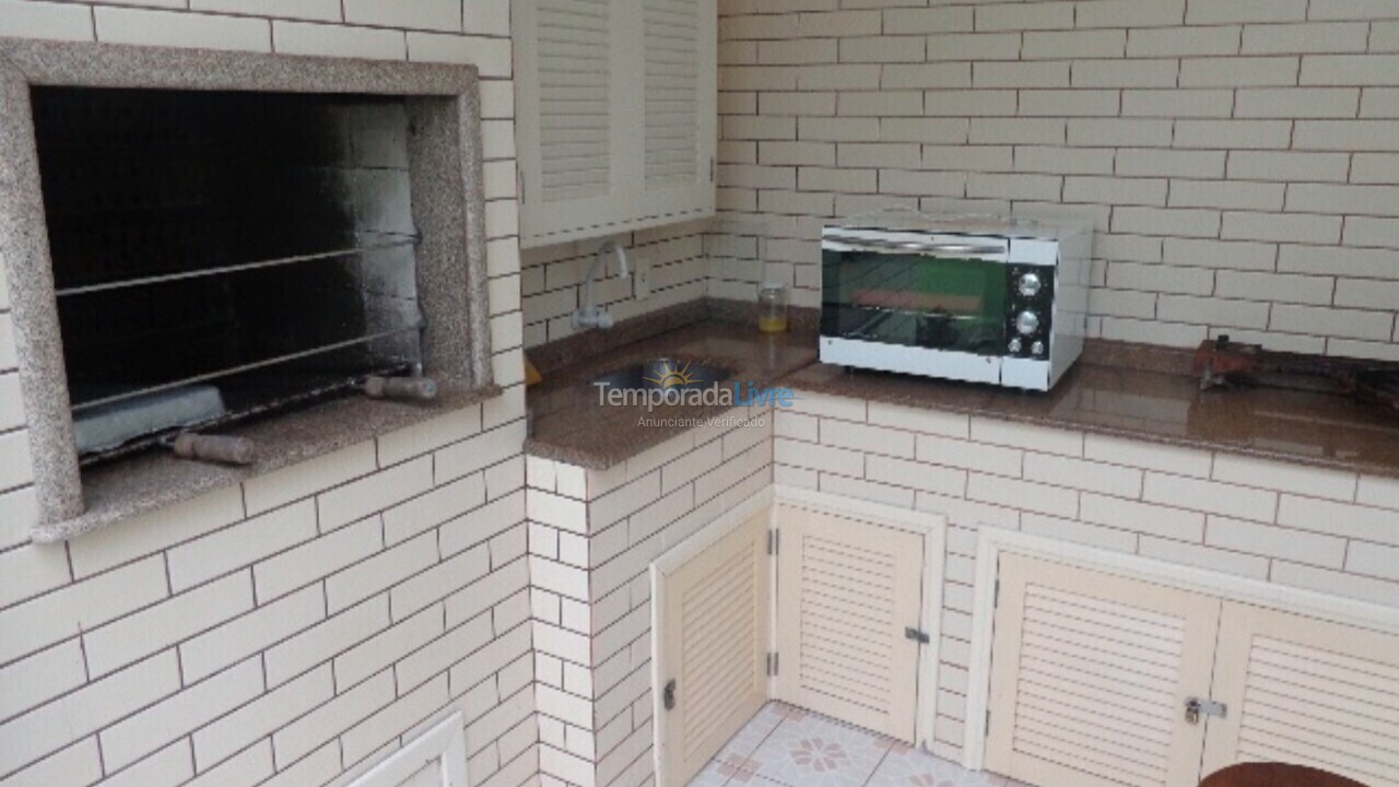 Casa para alquiler de vacaciones em São Francisco do Sul (Enseada)