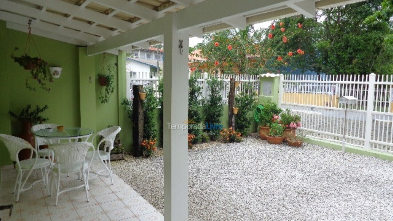 Casa para alquiler de vacaciones em São Francisco do Sul (Enseada)