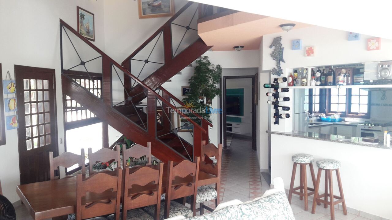 Casa para aluguel de temporada em Guarujá (Praia do Pernambuco)