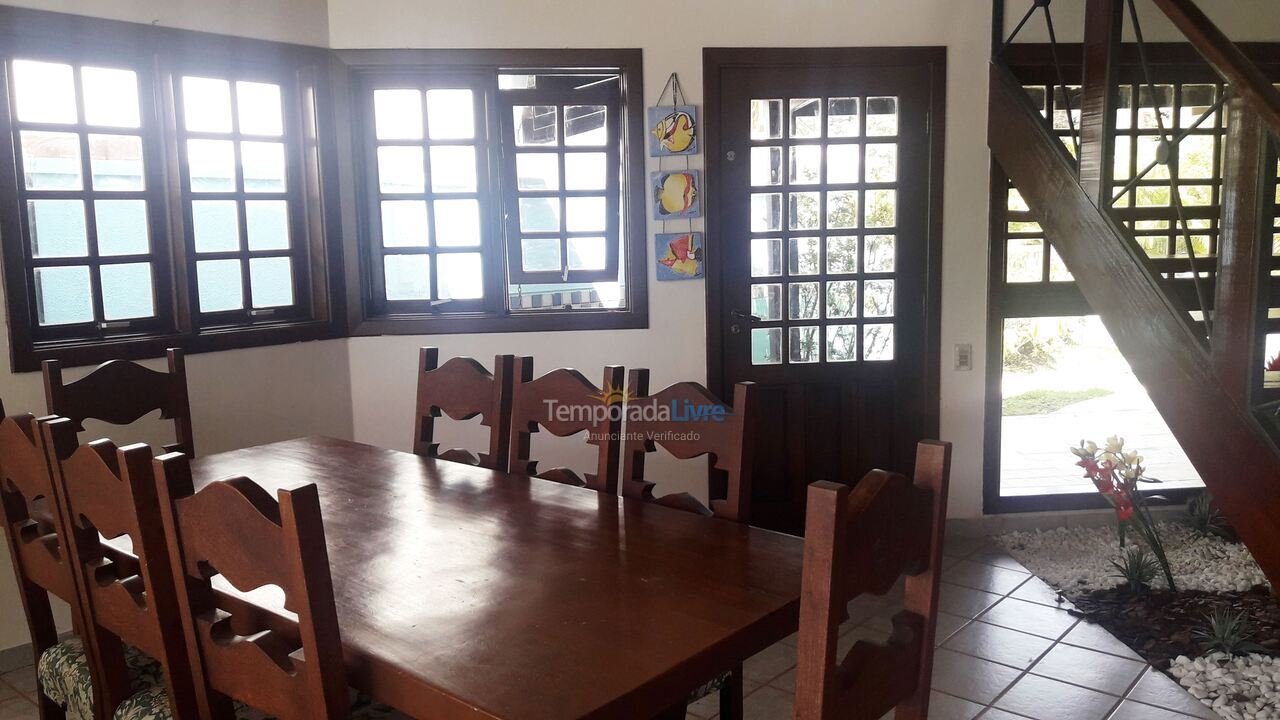 Casa para aluguel de temporada em Guarujá (Praia do Pernambuco)