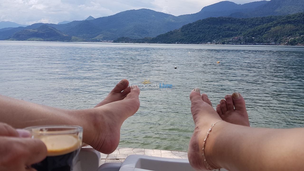 Casa para aluguel de temporada em Mangaratiba (Ilha Jardim Itacuruca)