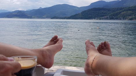 Casa Temporada em ilha e pé na areia