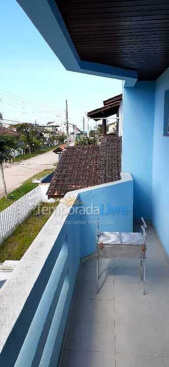 Apartamento para aluguel de temporada em Itapoá (Barra do Saí)