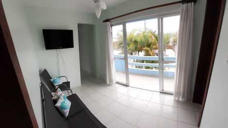 Sala com saída pra sacada