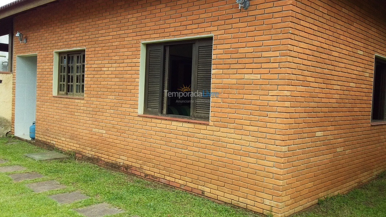 Casa para aluguel de temporada em Cananéia (Retiro das Caravelas)