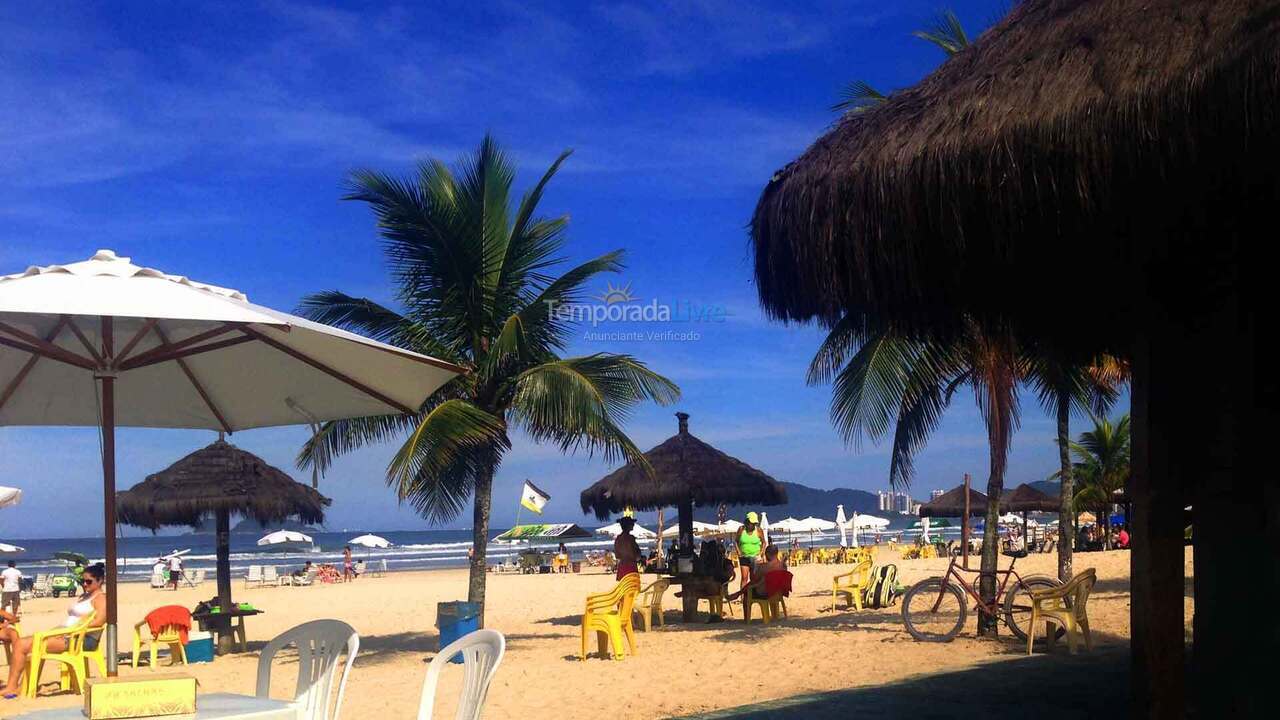 Apartment for vacation rental in Guarujá (Enseada)