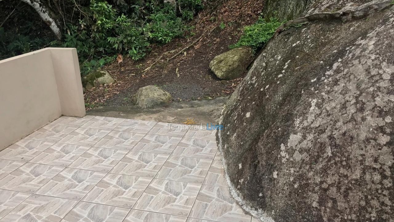 Casa para aluguel de temporada em São Francisco do Sul (Enseada)
