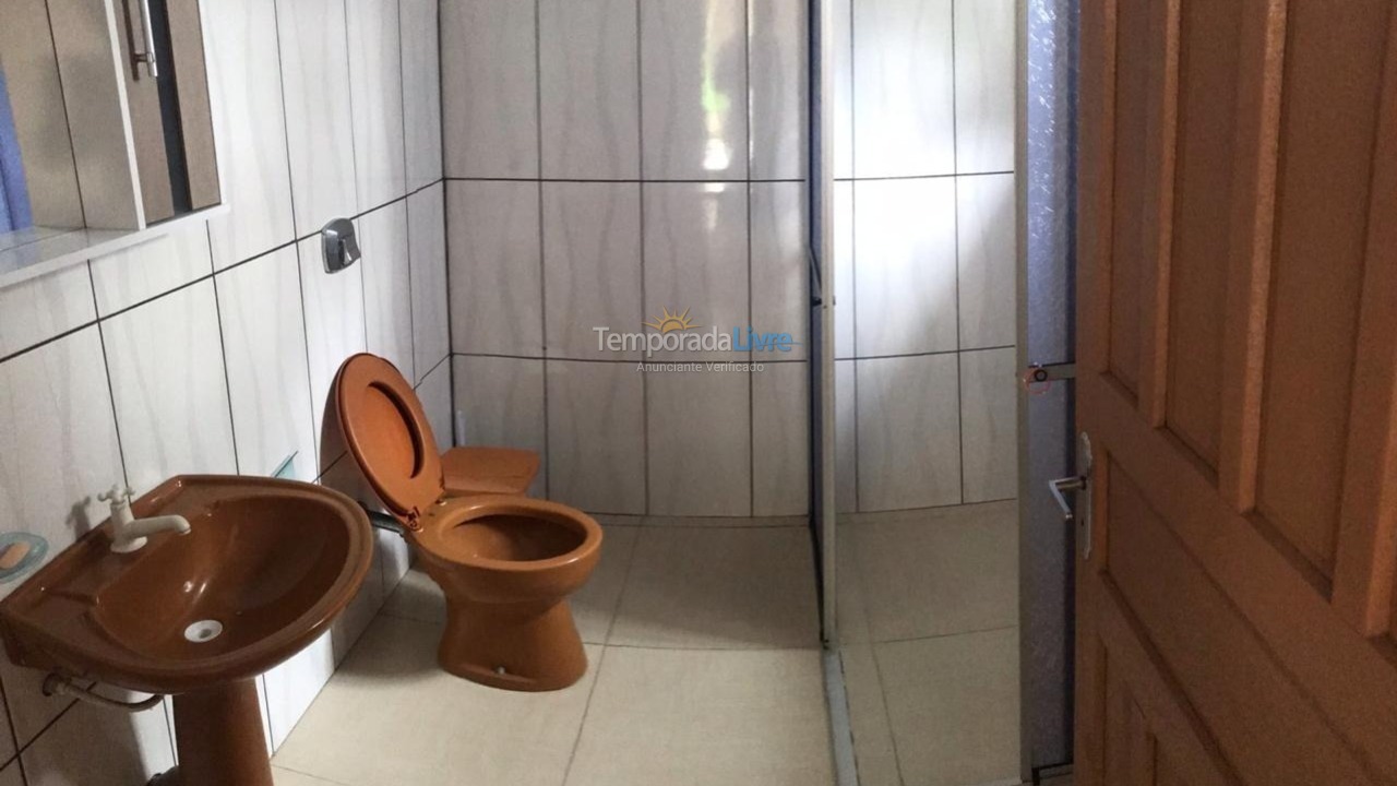 Casa para aluguel de temporada em São Francisco do Sul (Enseada)